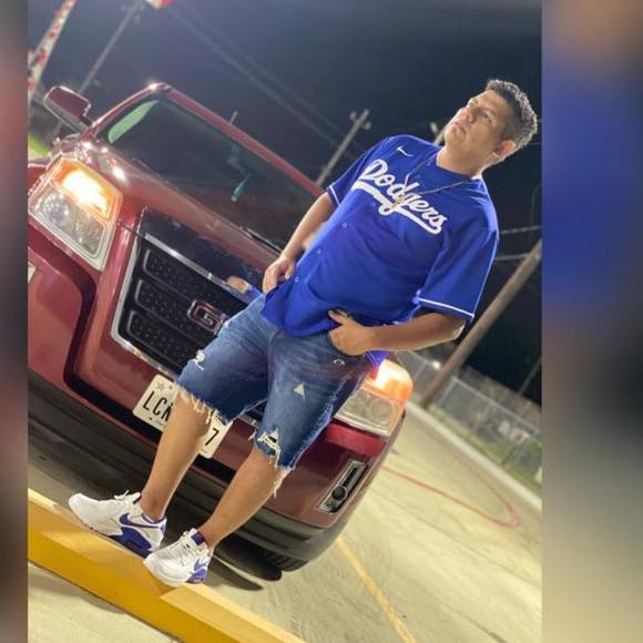 Meet your Posher, Danny - Picture 1 of 1